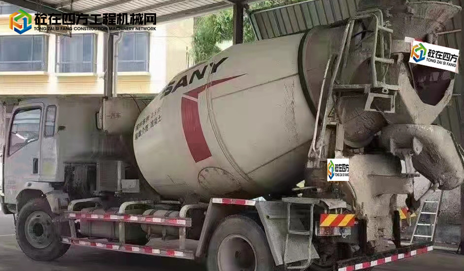 https://images.tongzsf.com/tong/truck_machine/20211026/16177cd1077beb.jpg