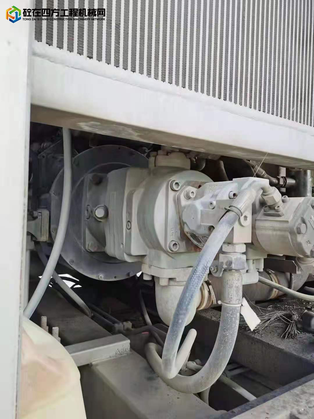 https://images.tongzsf.com/tong/truck_machine/20211027/16178bb2eacf4c.jpg