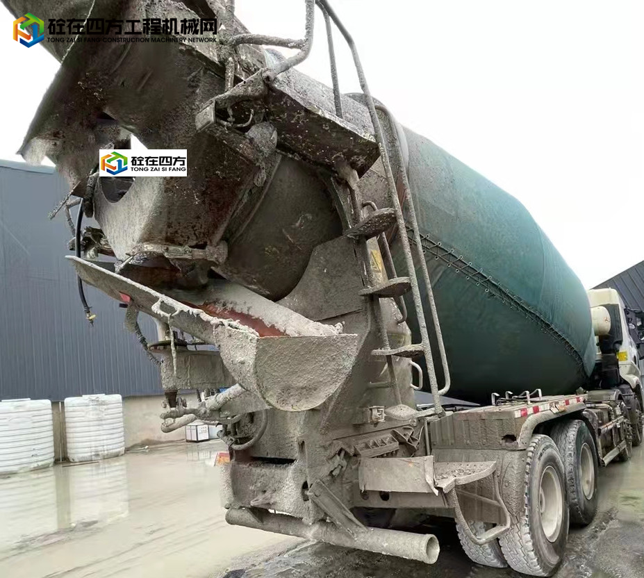 https://images.tongzsf.com/tong/truck_machine/20211027/16178cd5f72ddd.jpg