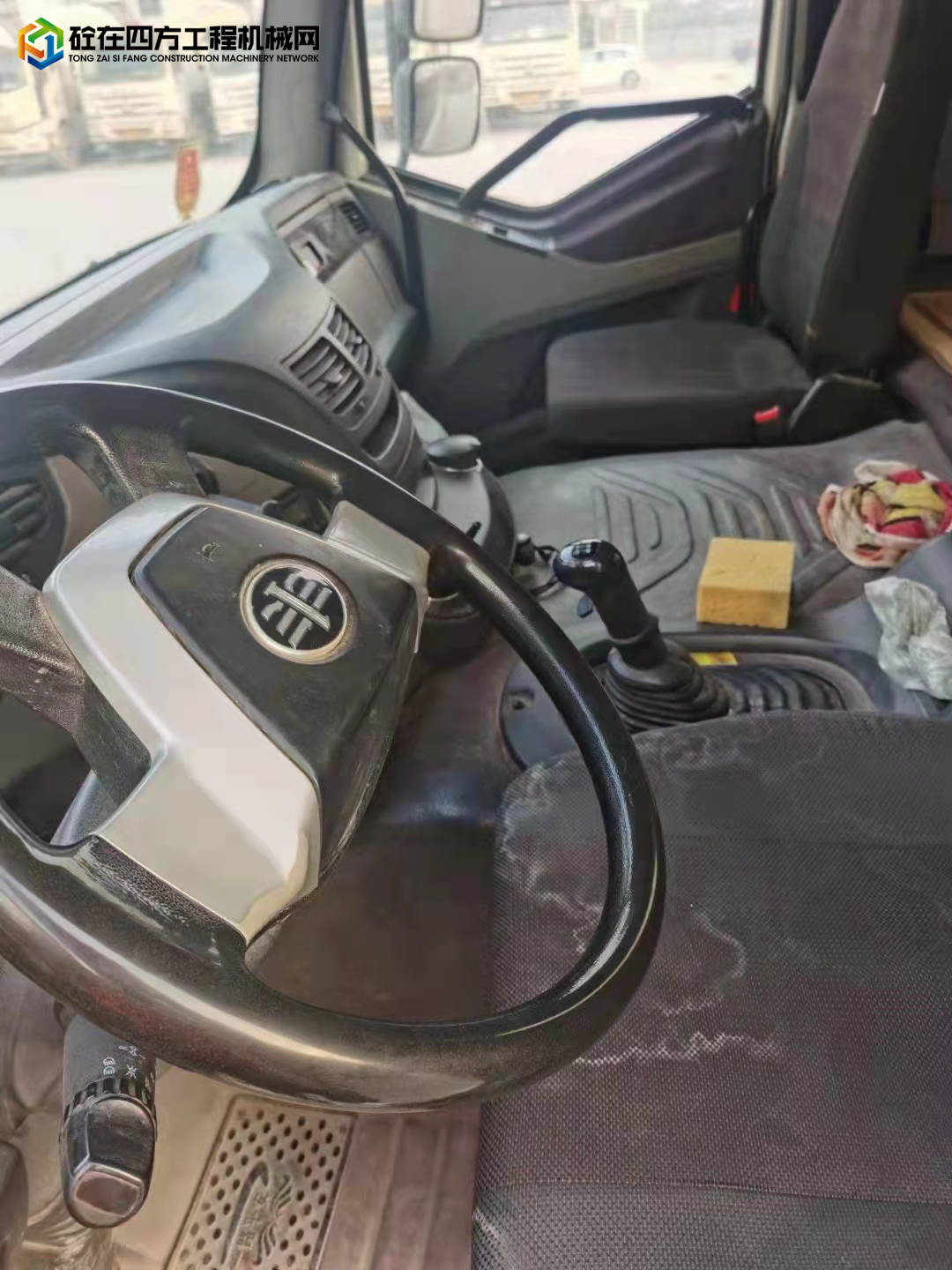 https://images.tongzsf.com/tong/truck_machine/20211027/16178fdd474a3e.jpg