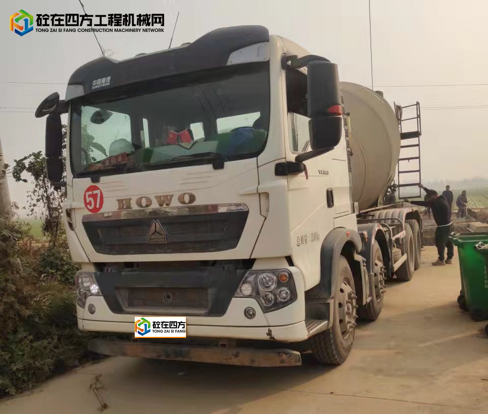 https://images.tongzsf.com/tong/truck_machine/20211029/1617b60905bcab.jpg