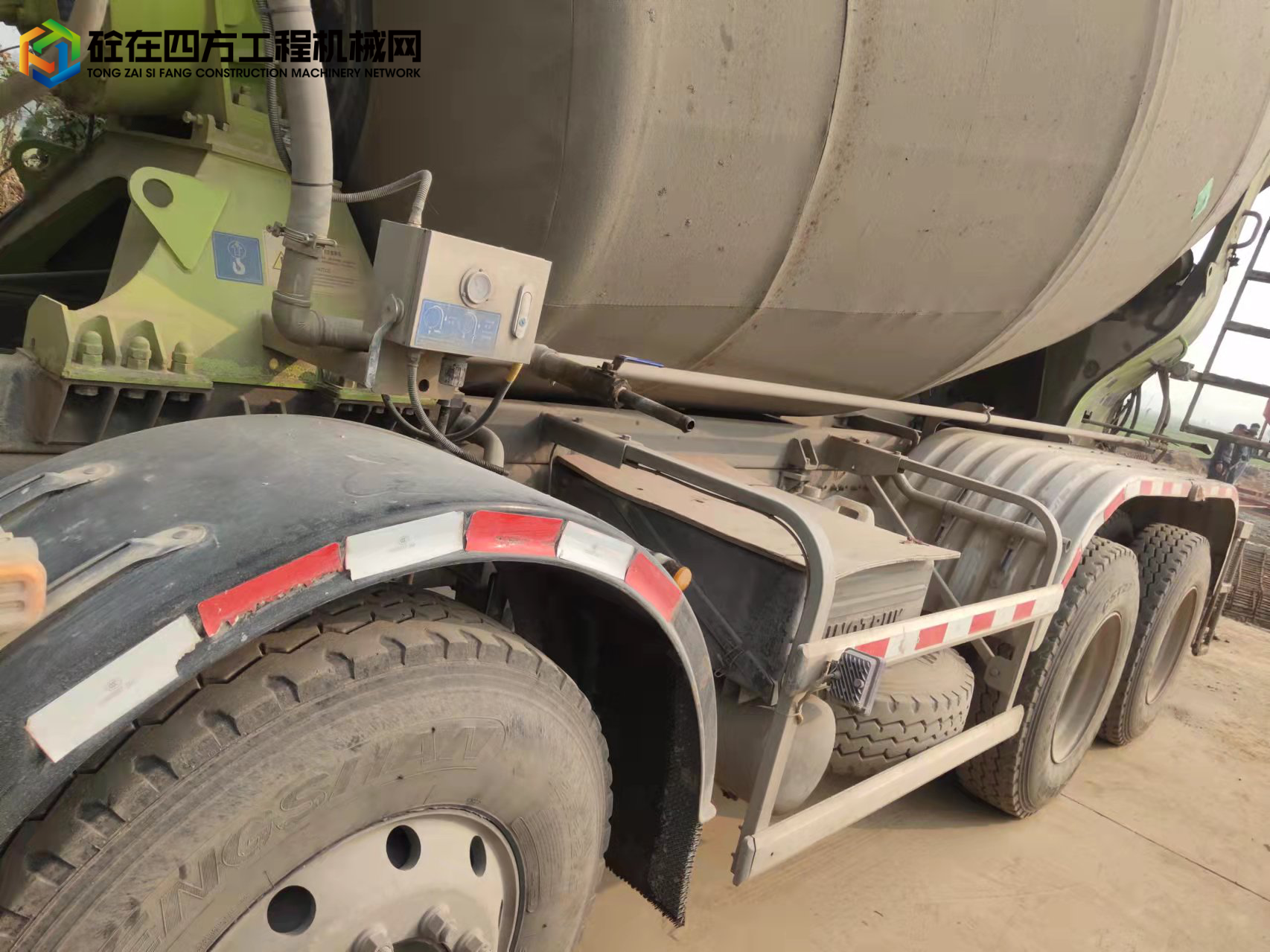 https://images.tongzsf.com/tong/truck_machine/20211029/1617b60a45ea10.jpg