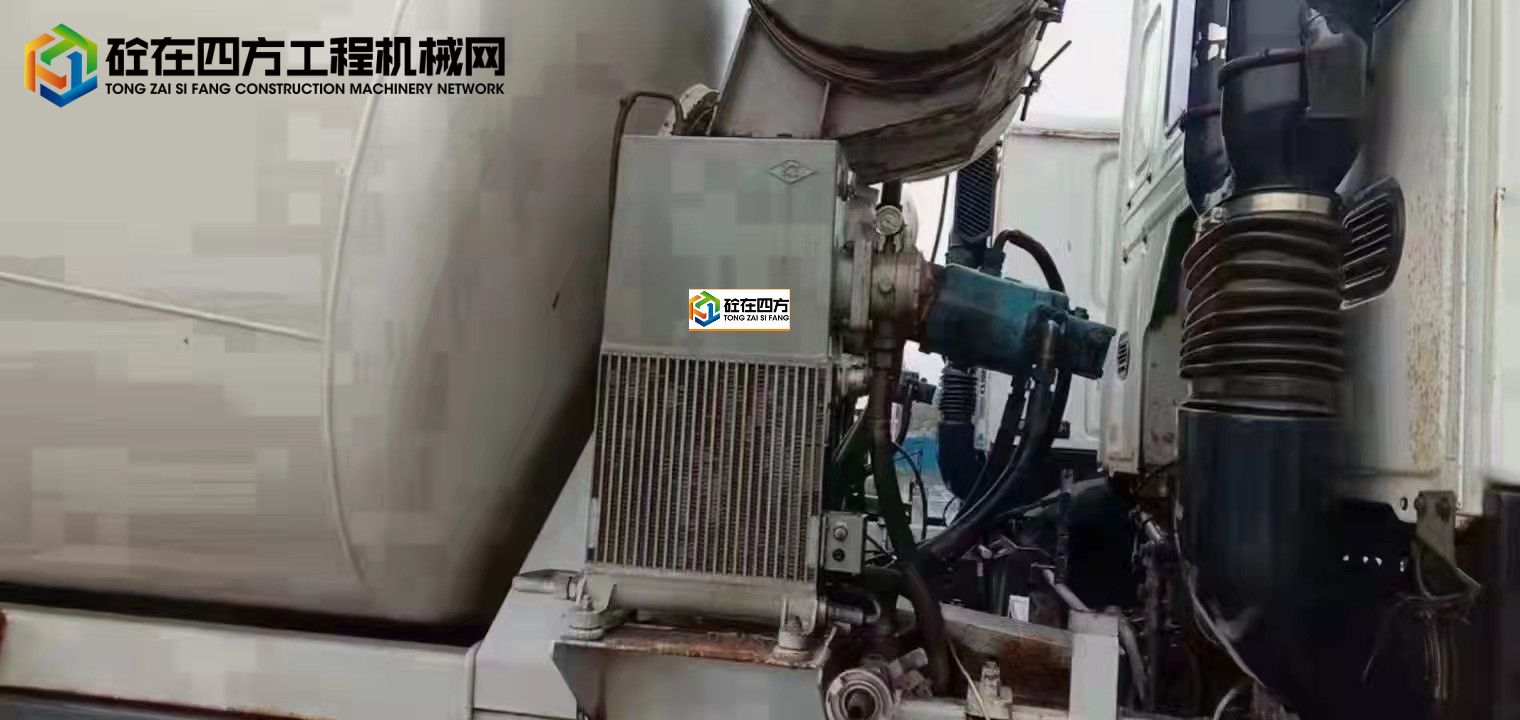 https://images.tongzsf.com/tong/truck_machine/20211029/1617b60b3c9fde.jpg
