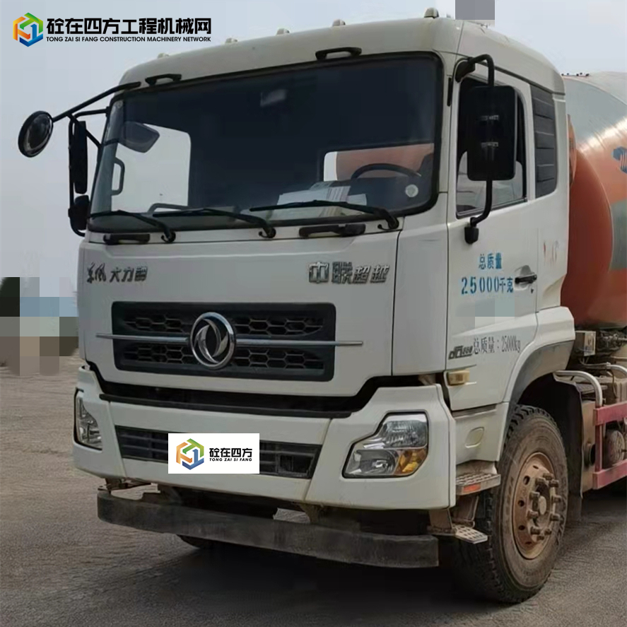 https://images.tongzsf.com/tong/truck_machine/20211029/1617b6d2fddaa8.jpg