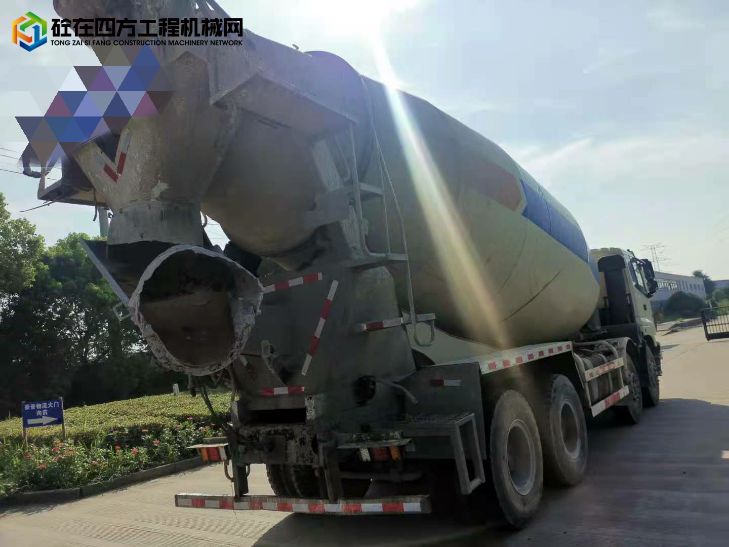 https://images.tongzsf.com/tong/truck_machine/20211030/1617c89761d3ff.jpg