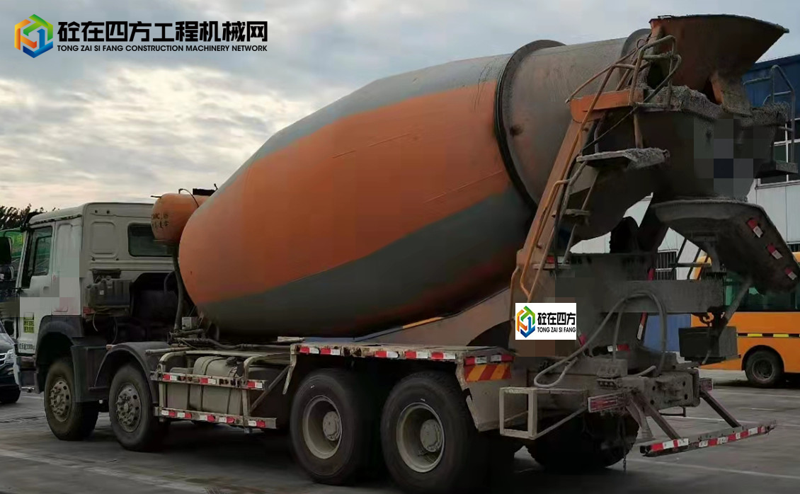 https://images.tongzsf.com/tong/truck_machine/20211030/1617c98e27141e.jpg