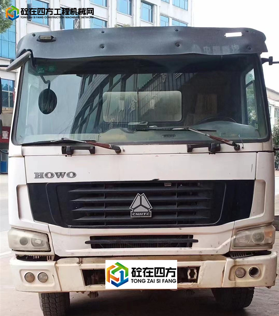 https://images.tongzsf.com/tong/truck_machine/20211030/1617c99bc66604.jpg