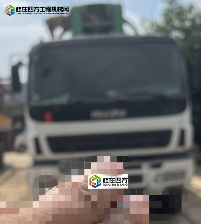 https://images.tongzsf.com/tong/truck_machine/20211030/1617c9a6223ed4.jpg