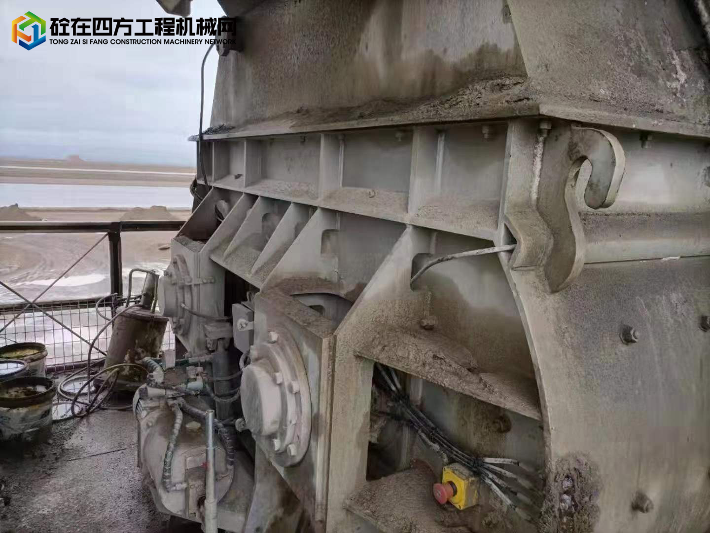 https://images.tongzsf.com/tong/truck_machine/20211030/1617ce9d7777f2.jpg