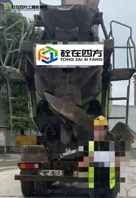https://images.tongzsf.com/tong/truck_machine/20211030/1617cec691fc04.jpg