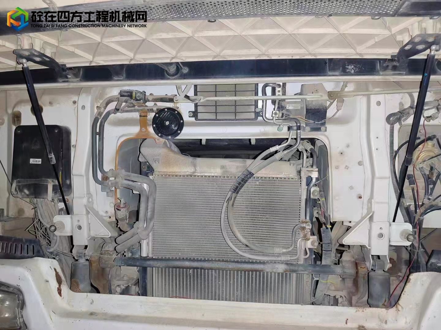 https://images.tongzsf.com/tong/truck_machine/20211030/1617d0074c089c.jpg