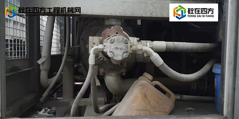 https://images.tongzsf.com/tong/truck_machine/20211101/1617f66439fea5.jpg