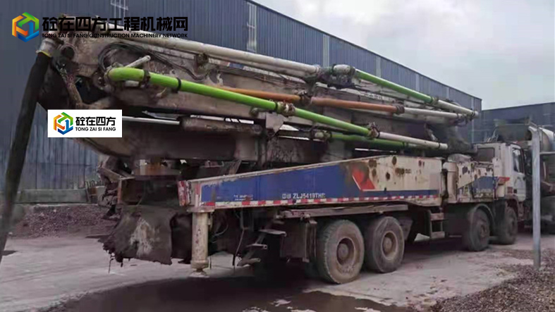 https://images.tongzsf.com/tong/truck_machine/20211102/16180acb2a4f6a.jpg