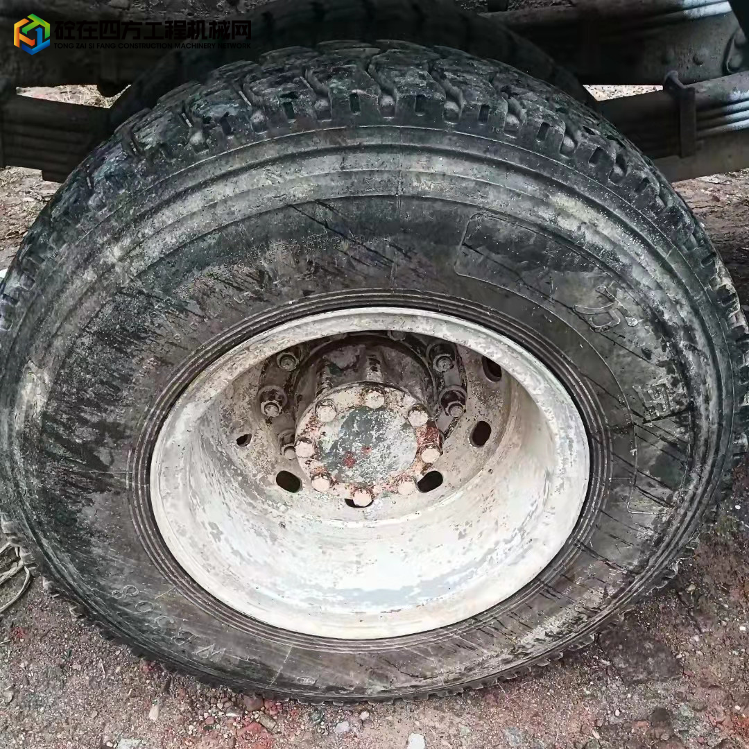 https://images.tongzsf.com/tong/truck_machine/20211102/16180e8b83fd47.jpg