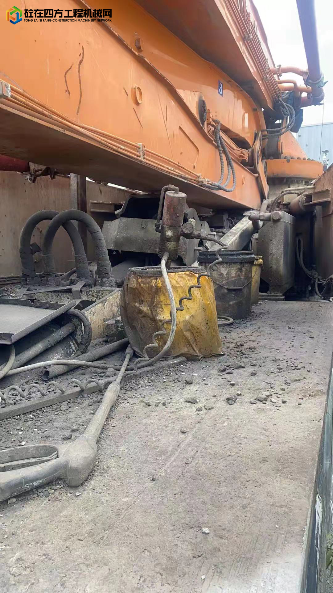 https://images.tongzsf.com/tong/truck_machine/20211102/16180f19eafca0.jpg