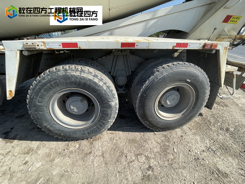 https://images.tongzsf.com/tong/truck_machine/20211105/16184a330237dc.jpg