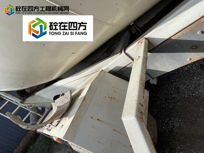 https://images.tongzsf.com/tong/truck_machine/20211105/16184a3310074b.jpg