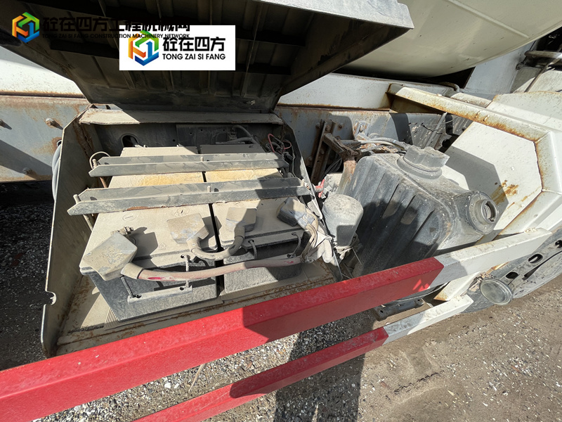 https://images.tongzsf.com/tong/truck_machine/20211105/16184a331f0f5e.jpg