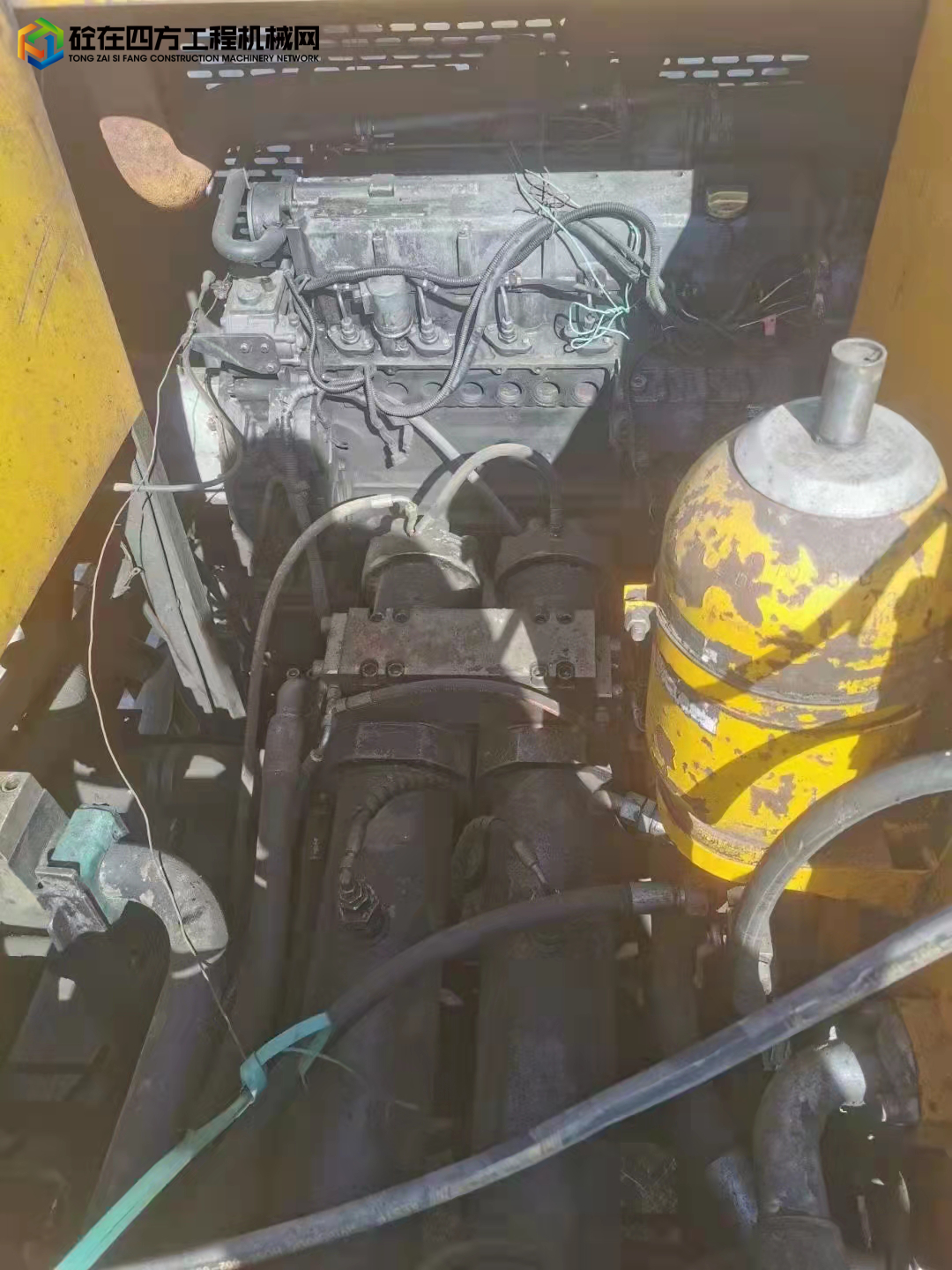 https://images.tongzsf.com/tong/truck_machine/20211105/16184d7bfb32ba.jpg