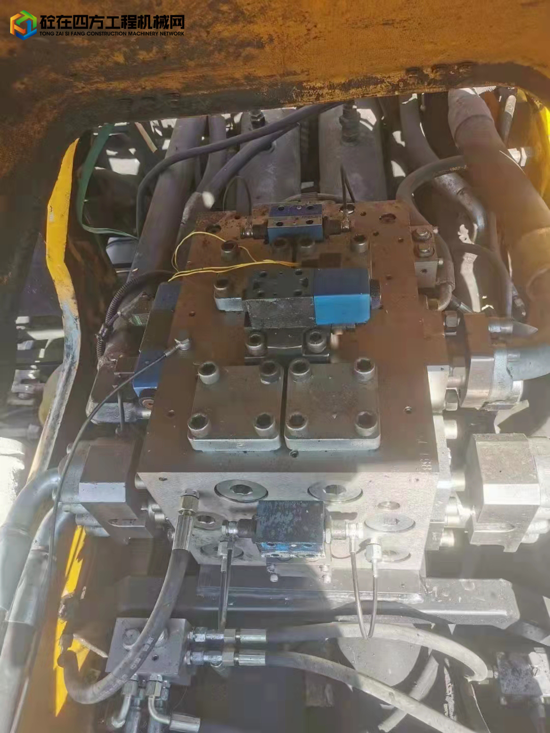https://images.tongzsf.com/tong/truck_machine/20211105/16184d7c0df1e3.jpg