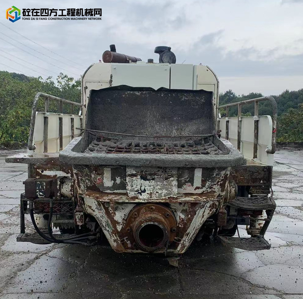 https://images.tongzsf.com/tong/truck_machine/20211105/16184efebb3d15.jpg