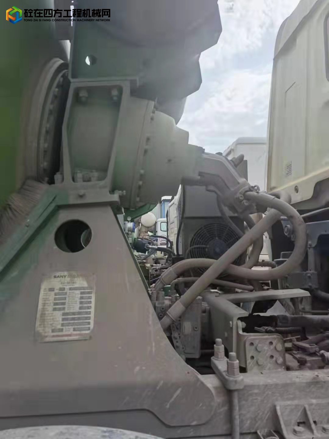 https://images.tongzsf.com/tong/truck_machine/20211106/16185ec069a24d.jpg