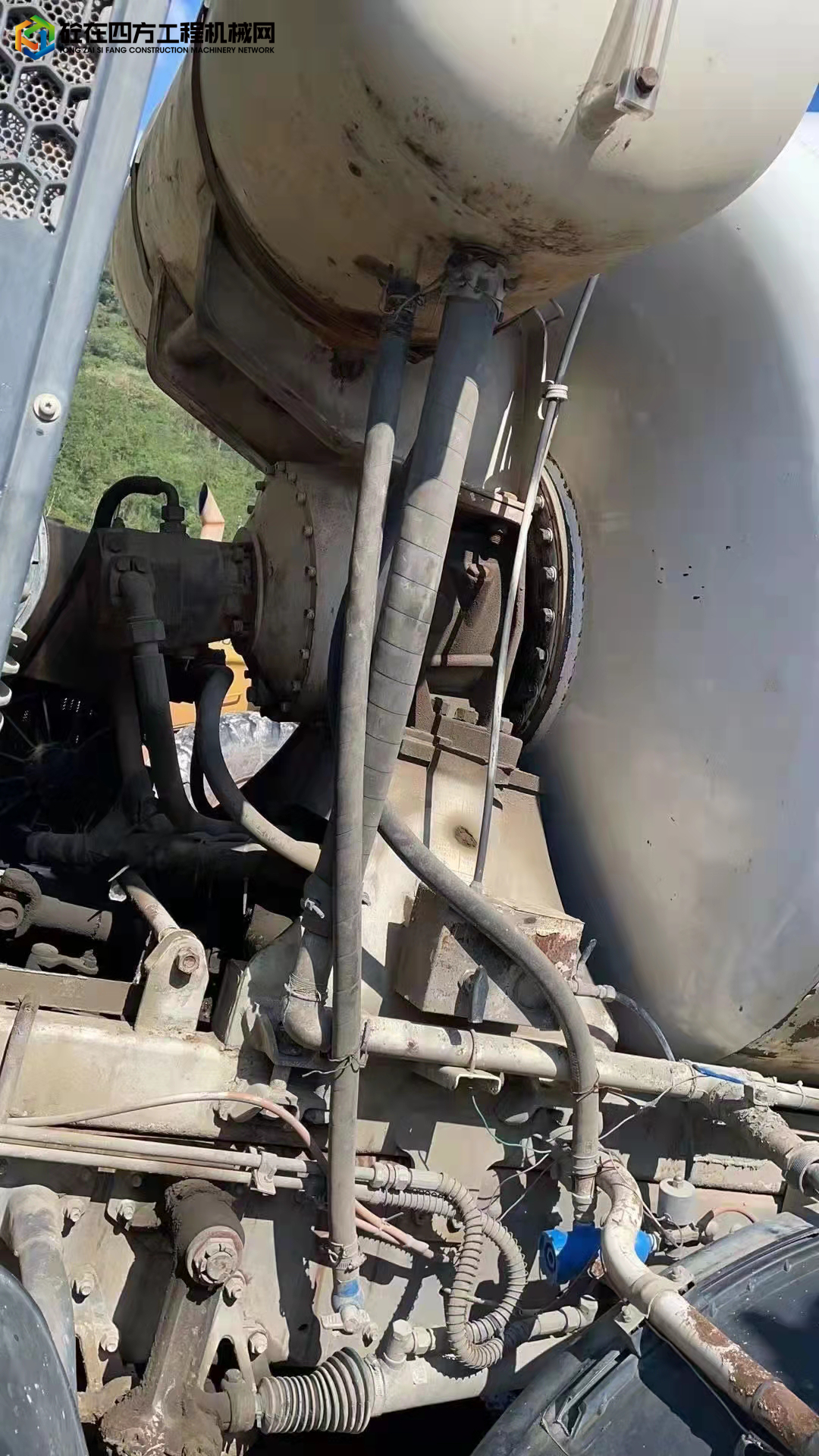 https://images.tongzsf.com/tong/truck_machine/20211106/161864a8b46fc9.jpg