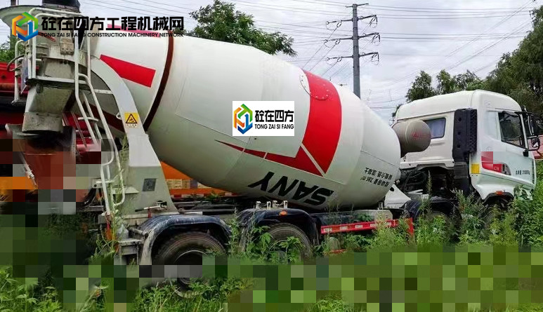 https://images.tongzsf.com/tong/truck_machine/20211109/1618a0ca497f9d.jpg