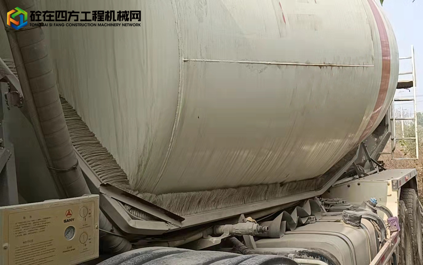 https://images.tongzsf.com/tong/truck_machine/20211109/1618a0d8855c8c.jpg
