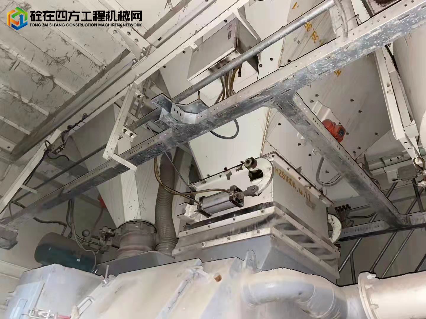 https://images.tongzsf.com/tong/truck_machine/20211109/1618a2f15b0bbe.jpg