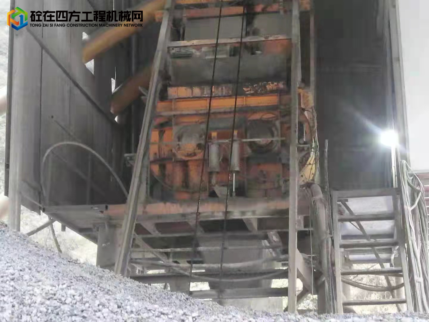 https://images.tongzsf.com/tong/truck_machine/20211110/1618b375665f56.jpg