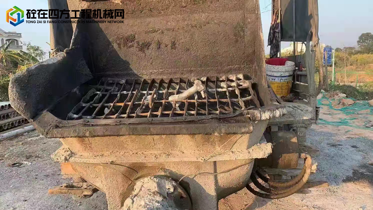 https://images.tongzsf.com/tong/truck_machine/20211111/1618cd0e1bcd30.jpg