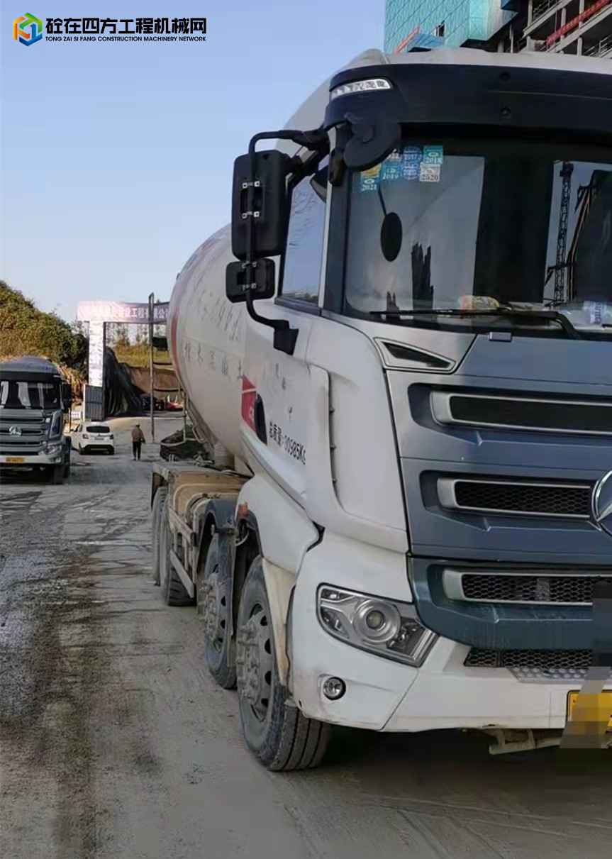 https://images.tongzsf.com/tong/truck_machine/20211112/1618e2a5bf11b0.jpg