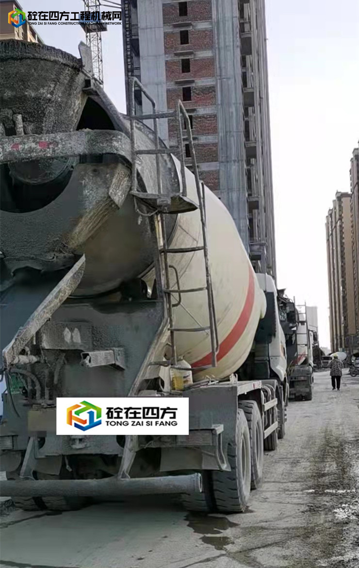 https://images.tongzsf.com/tong/truck_machine/20211112/1618e2a6fbebf4.jpg