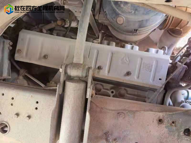 https://images.tongzsf.com/tong/truck_machine/20211115/16191bfe5af120.jpg