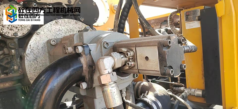 https://images.tongzsf.com/tong/truck_machine/20211116/1619323db7f6f5.jpg
