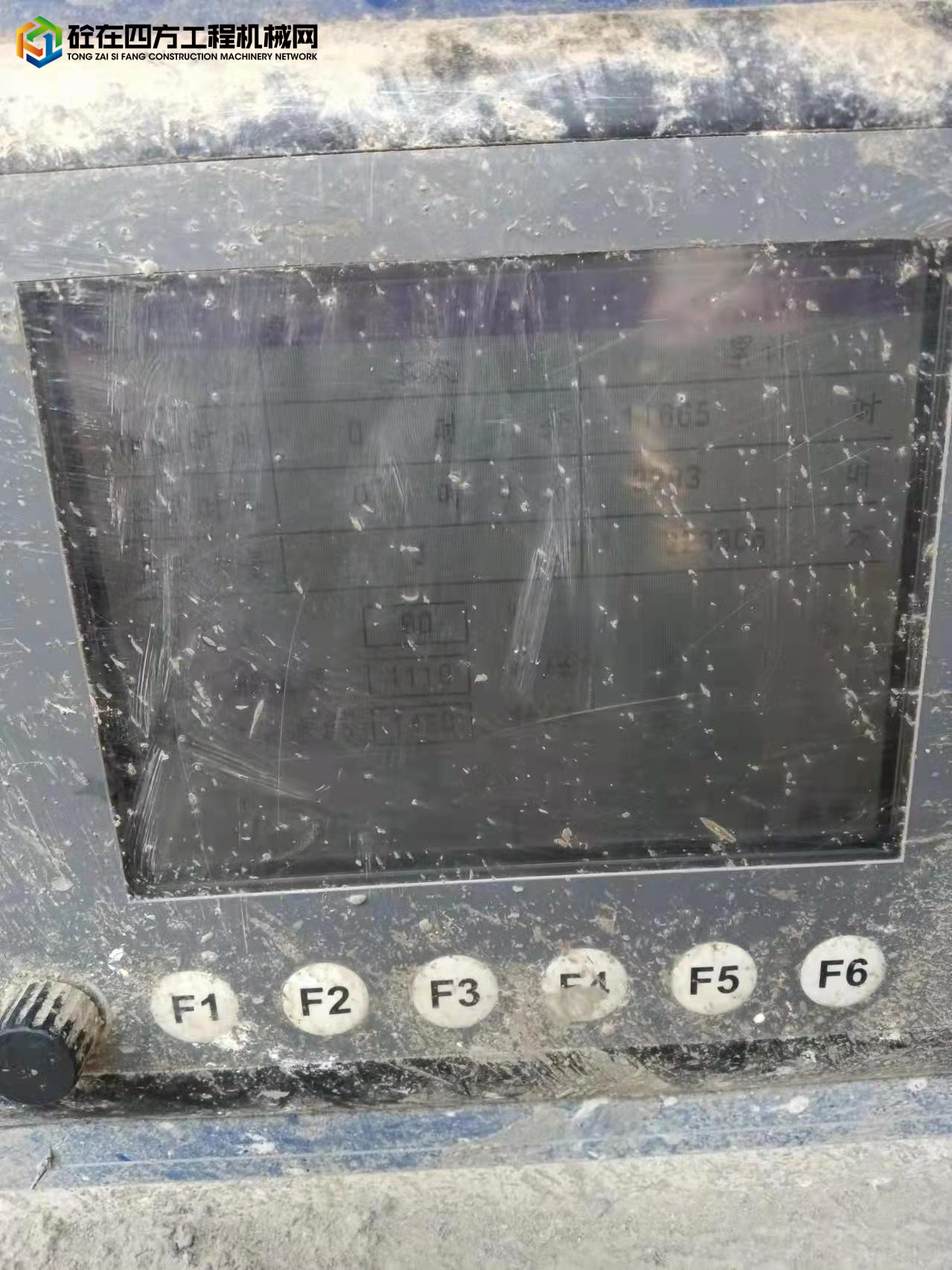 https://images.tongzsf.com/tong/truck_machine/20211116/161934a510273e.jpg