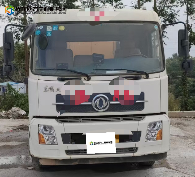 https://images.tongzsf.com/tong/truck_machine/20211117/16194b10d75a44.jpg