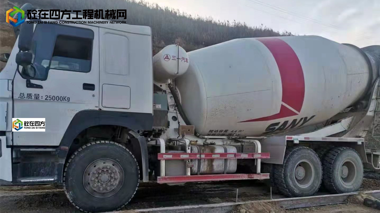 https://images.tongzsf.com/tong/truck_machine/20211118/16195ae31da8b7.jpg