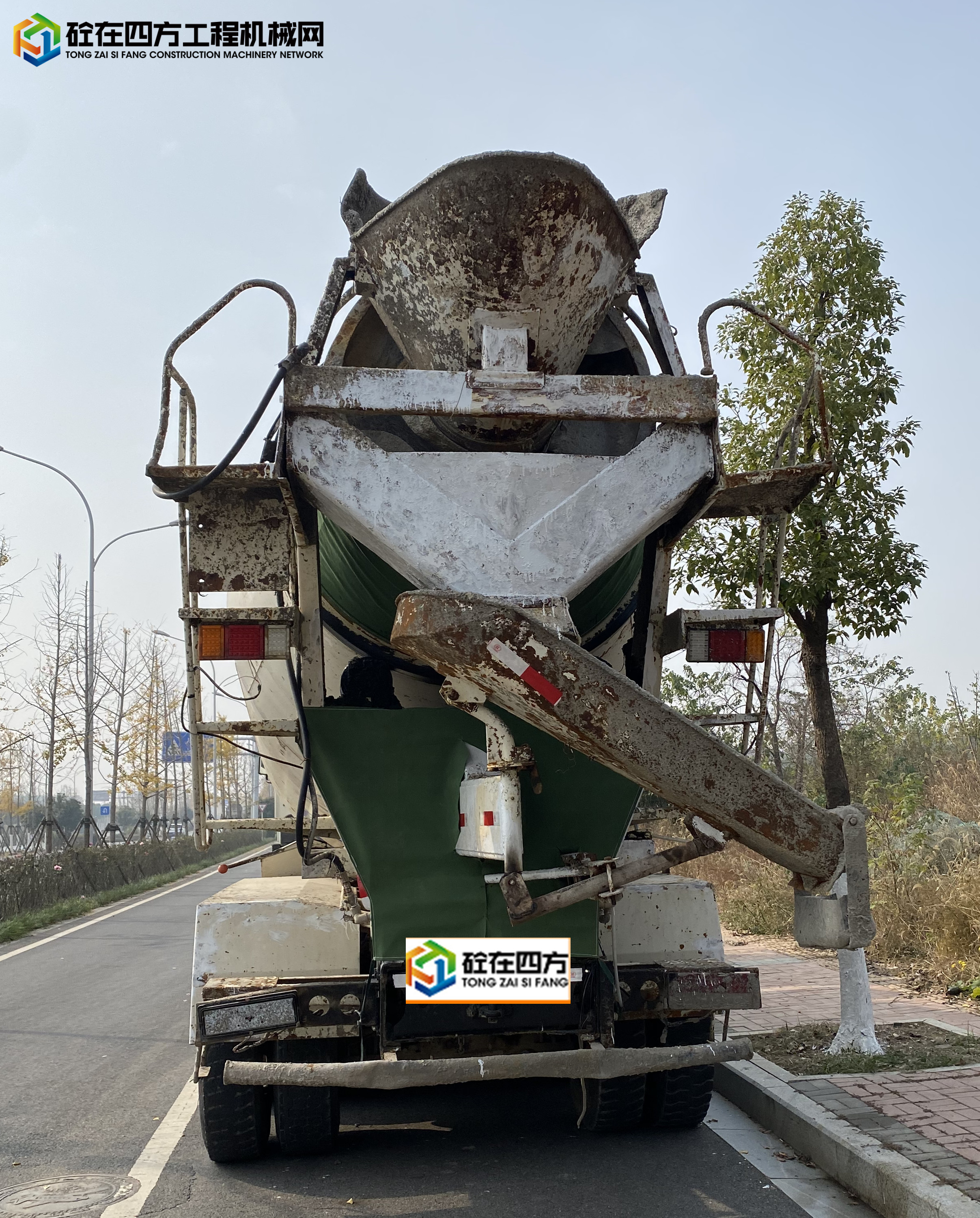 https://images.tongzsf.com/tong/truck_machine/20211120/161984b1fa464e.jpg