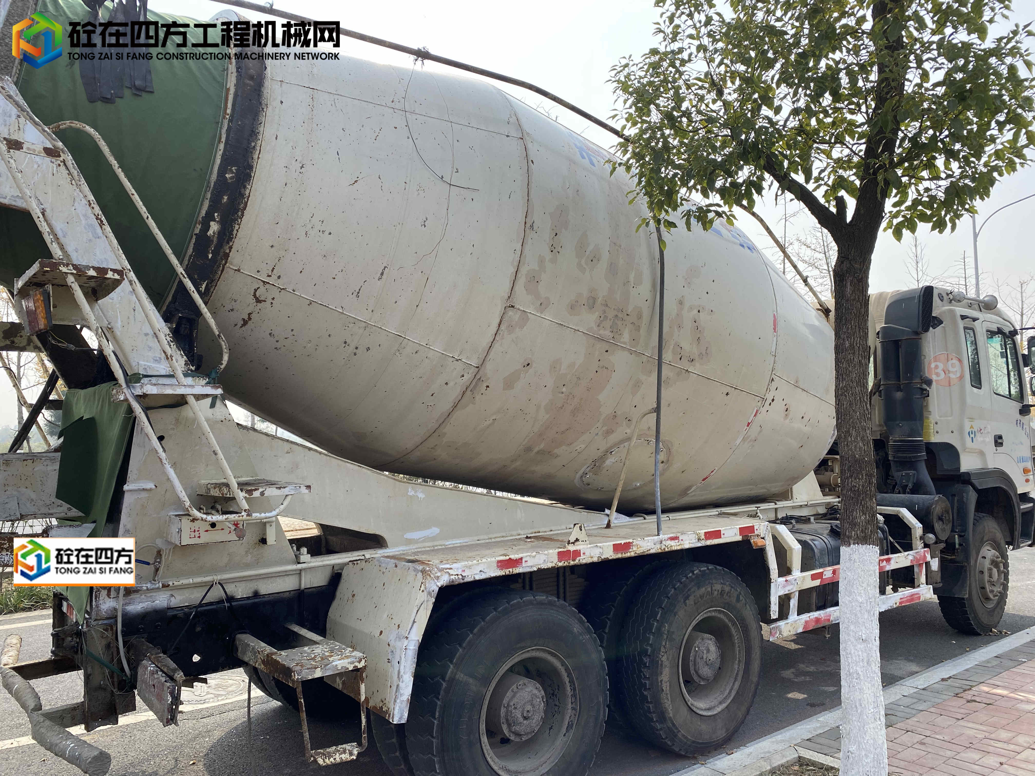https://images.tongzsf.com/tong/truck_machine/20211120/161984b8934cc3.jpg