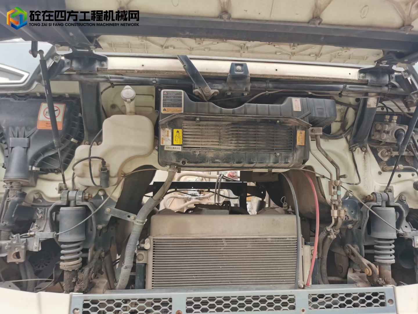 https://images.tongzsf.com/tong/truck_machine/20211123/1619ce6c0c52a1.jpg