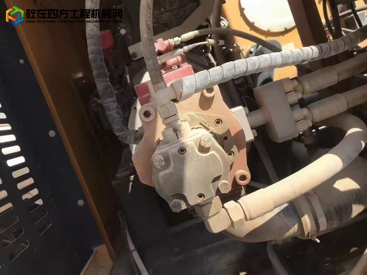 https://images.tongzsf.com/tong/truck_machine/20211124/1619de86b3b5f6.jpg