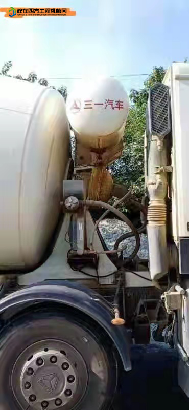 https://images.tongzsf.com/tong/truck_machine/20211125/1619f2b8bdc6a3.jpg