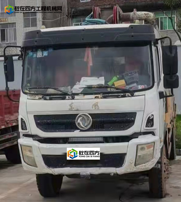 https://images.tongzsf.com/tong/truck_machine/20211125/1619f55ae845cd.jpg