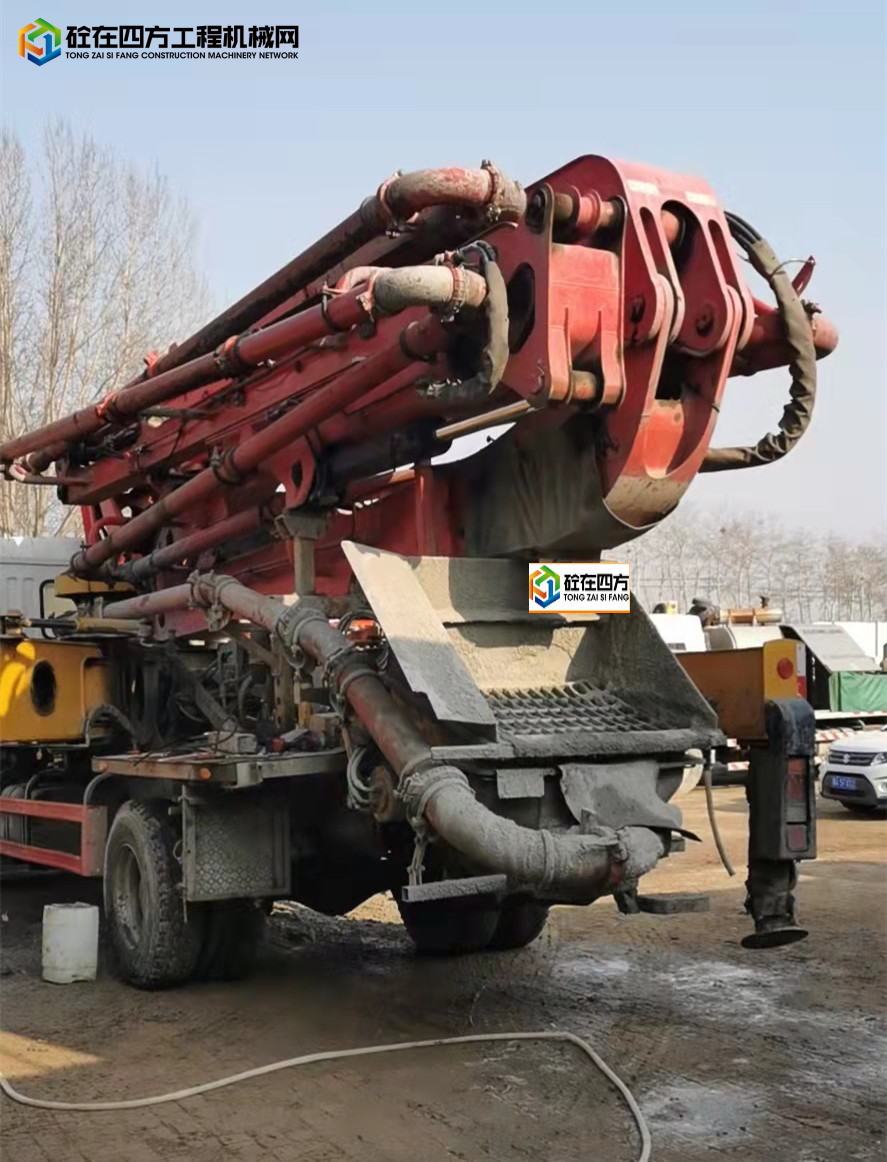https://images.tongzsf.com/tong/truck_machine/20211127/161a19d1a75a53.jpg
