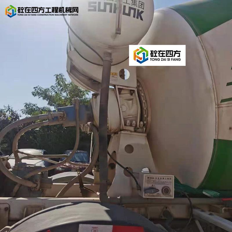 https://images.tongzsf.com/tong/truck_machine/20211127/161a1f3e9239ce.jpg