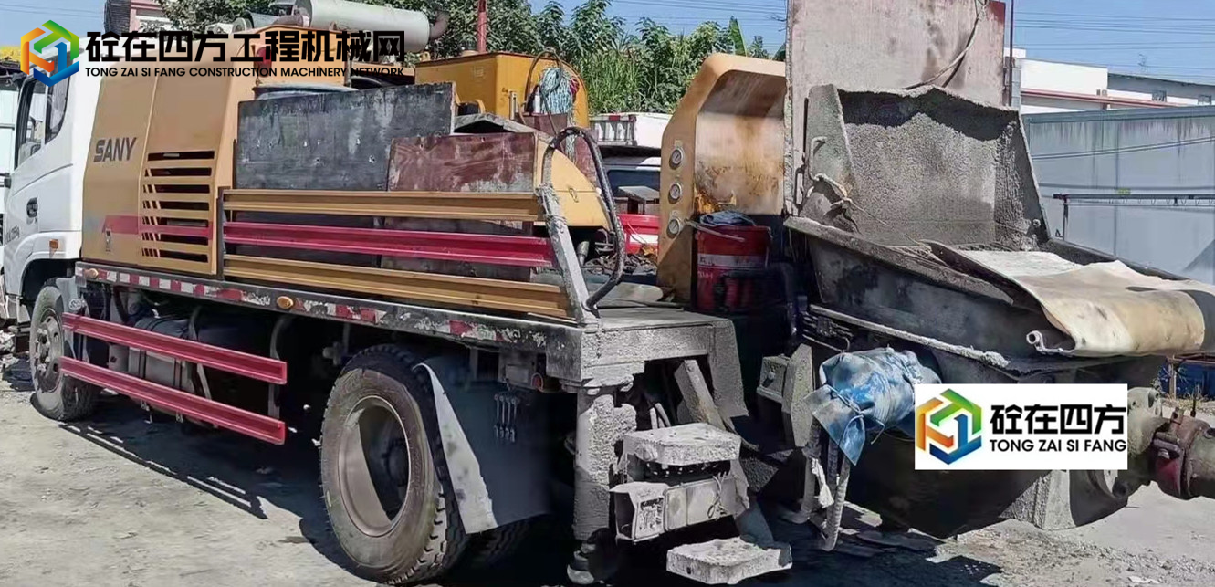 https://images.tongzsf.com/tong/truck_machine/20211129/161a48f1455ca3.jpg