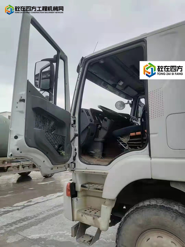 https://images.tongzsf.com/tong/truck_machine/20211129/161a49fd9c1467.jpg