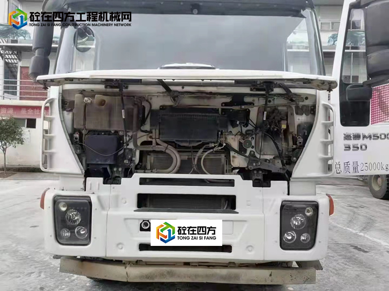 https://images.tongzsf.com/tong/truck_machine/20211129/161a49fda2b960.jpg